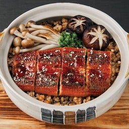 ข้าวอบปลาไหลญี่ปุ่น