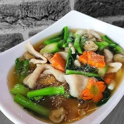 ราดหน้าหมู-ไก่