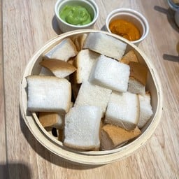 ขนมปังนึ่ง