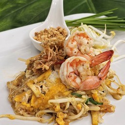 ผัดไทยวุ้นเส้นทรงเครื่อง กุ้งสด