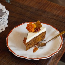 Carrot cake (pc)