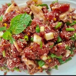 ก้อยดิบ