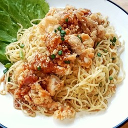 หมี่คลุก ไก่กรอบซอสเทริยากิ