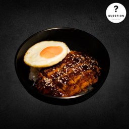 ข้าวหน้าหมูทอดทงคัตสึ + ไข่