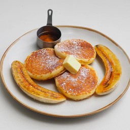 Pancakes & Banana