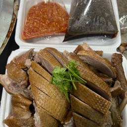 เป็ดพะโล้ ไก่พะโล้ ตลาดศาลานำ้ร้อน