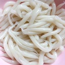 เส้นด๊องแด๊ง