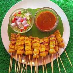 หมูสะเต๊ะ 35 ไม้ ฟรีขนมปัง 2 แผ่น