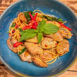 สปาเก็ตตี้ขี้เมาพริกเผาหอยลาย