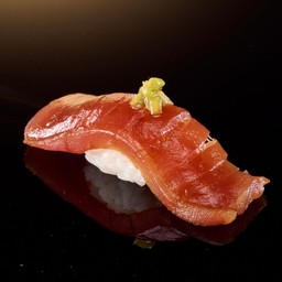 ปลาทูน่าหมักโชยุ