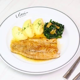 ปลากระพงขาวราดซอสเมอร์เนีย