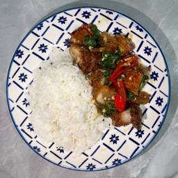 ข้าวกะเพราหมูกรอบ