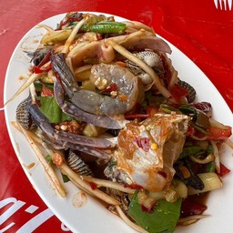 ตำปูม้ากุ้งสด