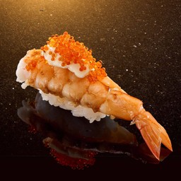 กุ้งซอสลาวา