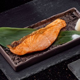 ปลาแซลมอน ย่างซีอิ้ว