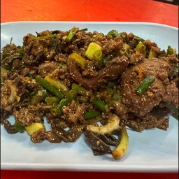 ก้อยเนื้อคั่ว เปรี้ยว