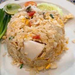 ข้าวผัดทะเล