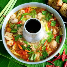 ต้มเเซ่บเอ็นไก่