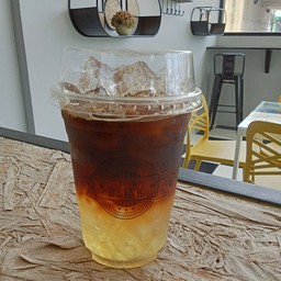 อเมริกาโน่ น้ำผึ้งมะนาว กาแฟสด