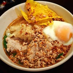 มิตรยินดี ก๋วยเตี๋ยวไก่เด้งต้มยำ ฮาลาล รามคำแหง