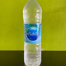 น้ำขวดใหญ่