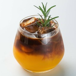 อเมริกาโน่ โรสแมรี่ออเร้นจ์