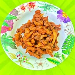 ข้าวเหนียวหมูปลดหนี้