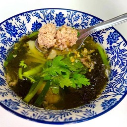 ต้มจืดสาหร่ายหมูสับ