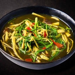 Thai bamboo shoot soup