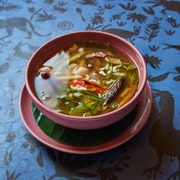 แกงผักหวานไข่มดแดง