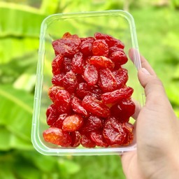 มะเขือเทศราชินีอบแห้ง