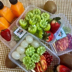 ผลไม้ Kesorn(เกสร)ผลไม้แกะพร้อมทาน