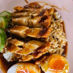 ข้าวหมูกรอบ พิเศษ