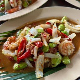 ผัดกะปิสะตอกุ้ง