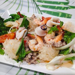 ยำวุ้นเส้นทะเล