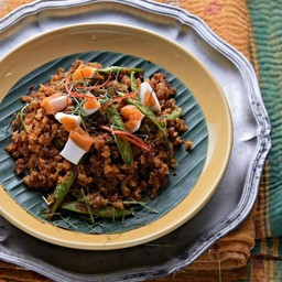 ปลาดุกฟูผัดพริกขิงไข่เค็ม