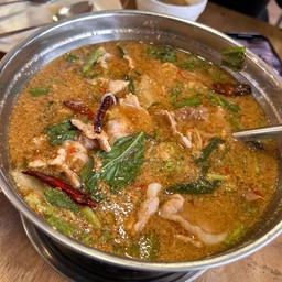แจ่วฮ้อนรวมทะเล (หม้อไฟ)