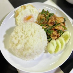 ผัดกระเพราไก่