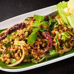 Thai spicy minced pork salad