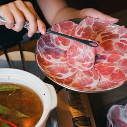 หมูสันคอสไลด์ (ถาด) A