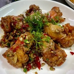 กุ้งผัดพริกเกลือ