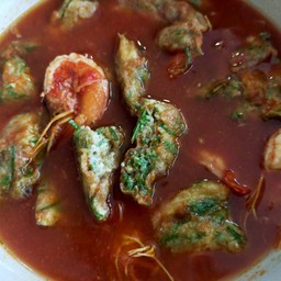 แกงส้มชะอมกุ้ง