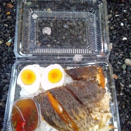 ข้าวปลานิลแกะ+ฟรีไข่+พริกน้ำปลาเปรี๊ยว