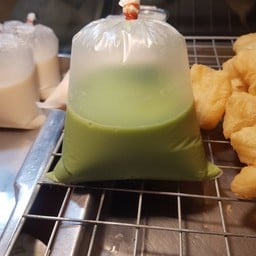 น้ำเต้าหู้ปาท่องโก๋(เจ๊ศรี)