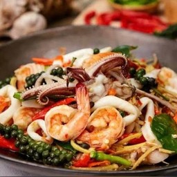 ผัดฉ่า(ราดข้าว)