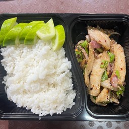 ข้าวคอหมูย่างน้ำตก