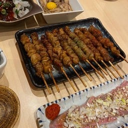 Shirasu Kujira しらすくじら博多漁家磯貝