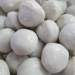 ลูกชิ้นปลา 2 ลูก