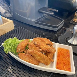 ปีกไก่ทอดน้ำปลา