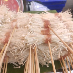 หม่าล่าเห็ดเข็มทอง